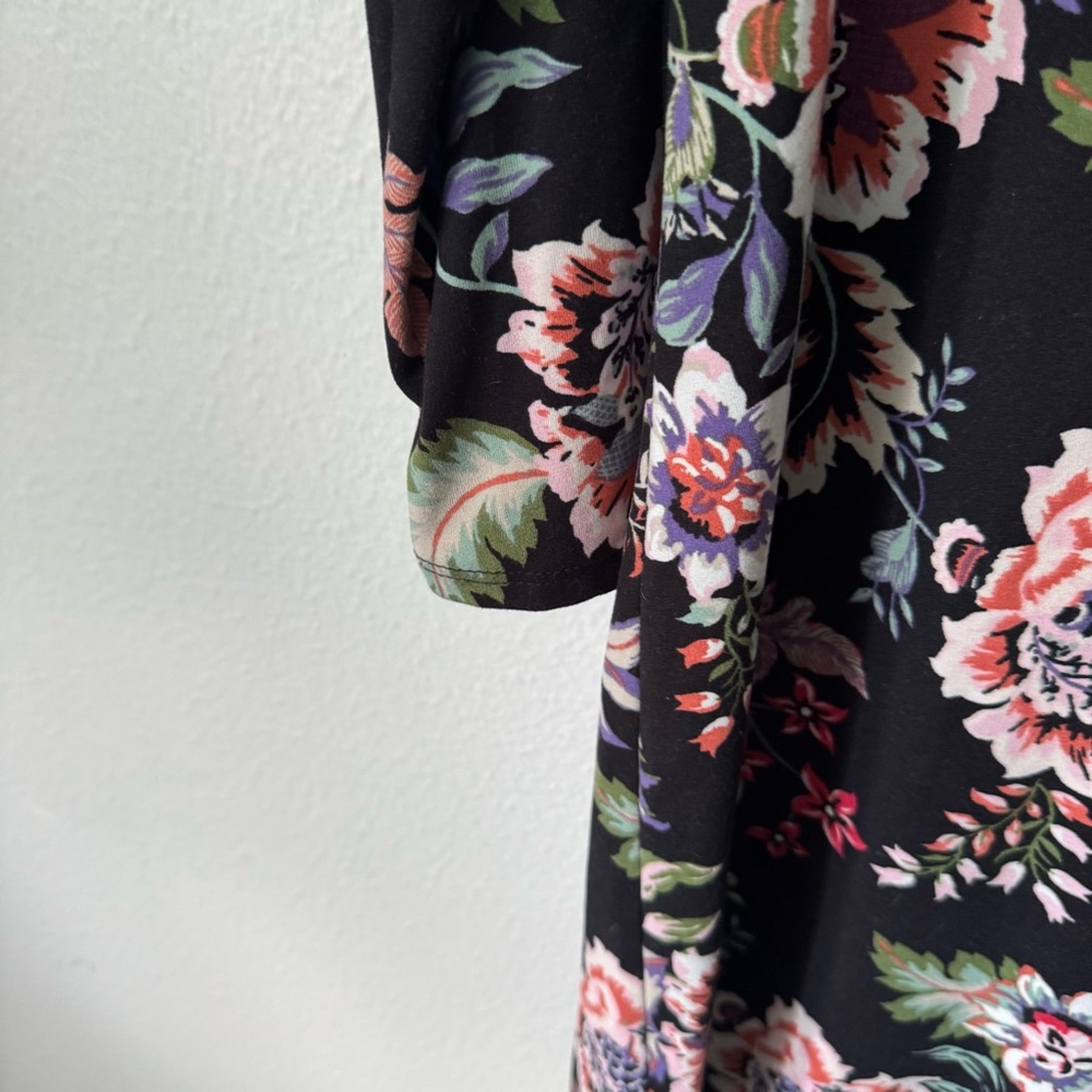 LARA Black Floral Midi Dress - Size Large $15 - Picture 5 of 6